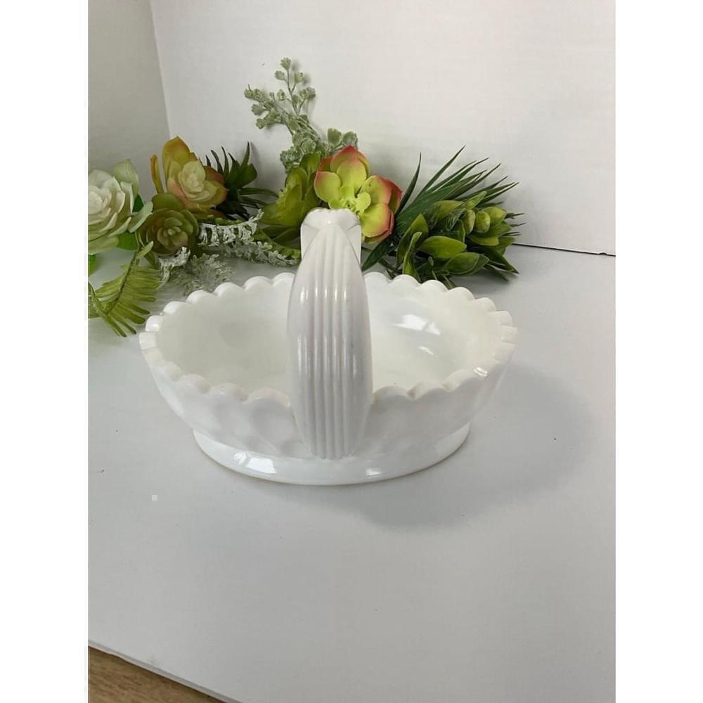 Olde Virginia Glass White Oval Basket with Thumbprint Handle Sticker